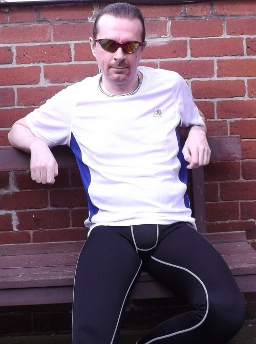 Man wearing lycra running tights