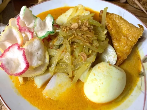 6-resep-lontong-sayur-khas-betawi-padang-dan-medan-gurih29.webp