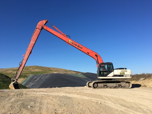 long-reach-excavator-rental.jpg